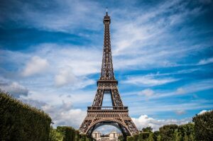 EiffelTower-Paris-Rome-Vacation-Adventure